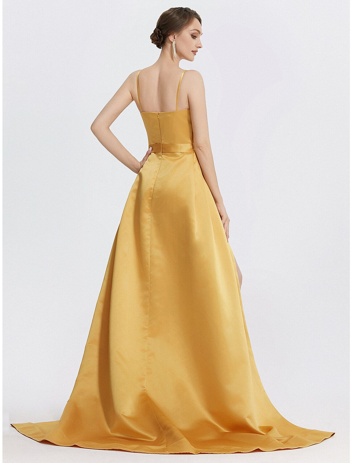 Abito da sera a trapezio, scintillante, da sposa, da ballo, con strascico a ruota, senza maniche, con spalline sottili, in raso con strass e arricciato